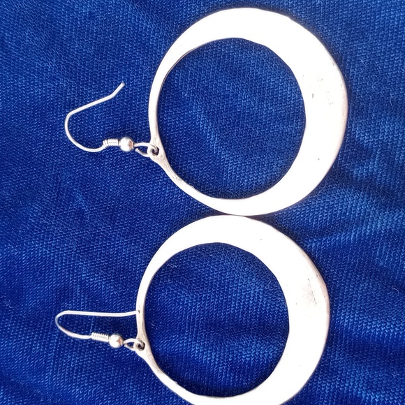Sterling Silver Roadrunner Hoop Earrings - Picture 4 of 13